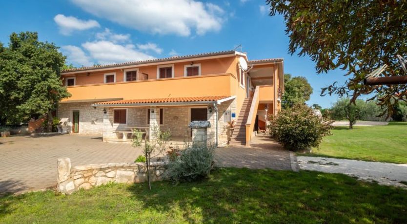 Photo of Iva Apartment 2