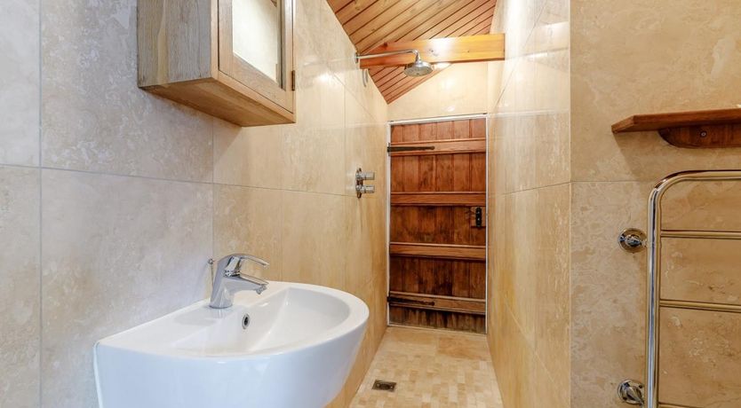 Photo of 1 Bed in Charfield