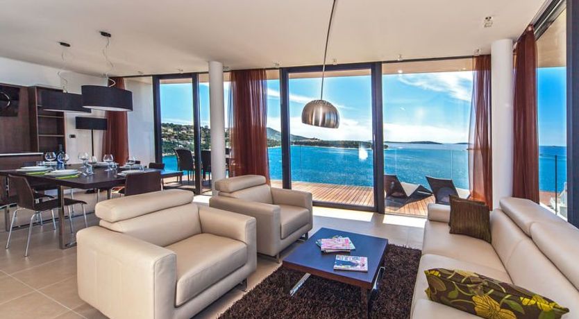 Photo of Golden Ray Apartment 3