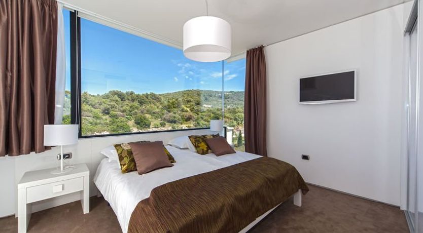 Photo of Golden Ray Apartment 3