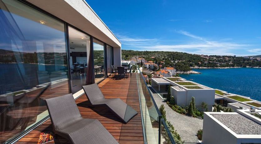 Photo of Golden Ray Apartment 3