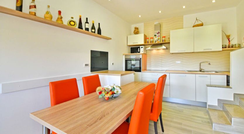 Photo of Koalas Nest Home & Apartments