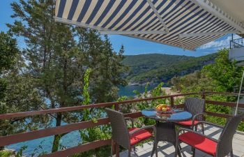 Martina Holiday Home