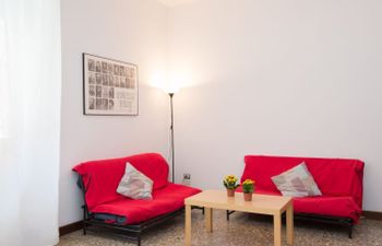 Aurelia Apartment