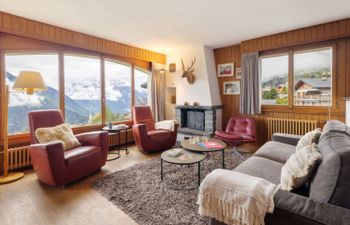 La Toura Holiday Home