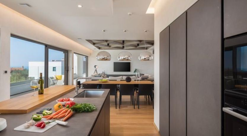 Photo of Old Olive VIII