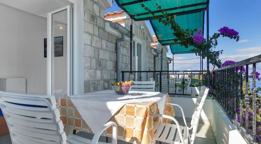 Photo of Rubin Apartment 11