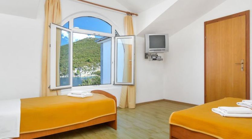 Photo of Rubin Apartment 4