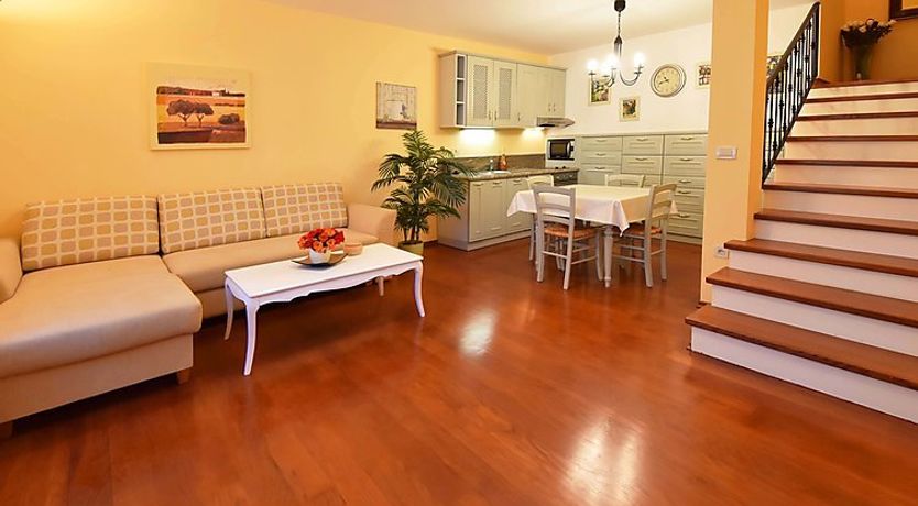 Photo of Deni Villa 2