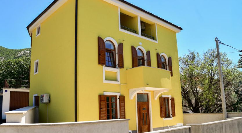 Photo of Val Apartment 6