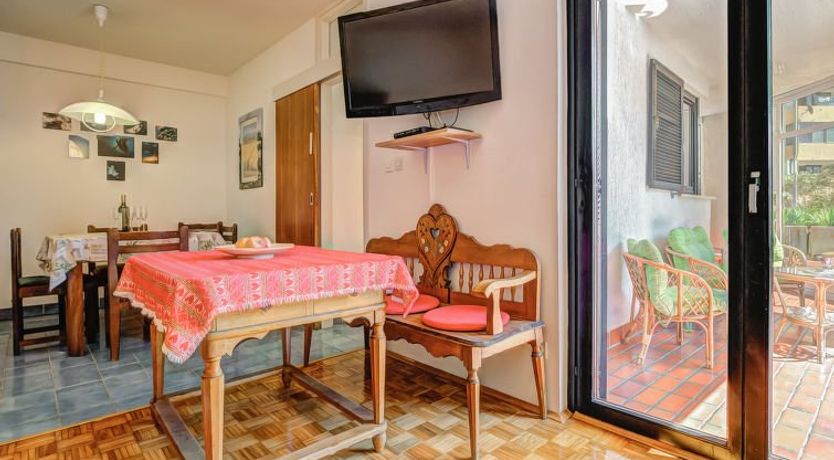 Photo of Iris Croatica