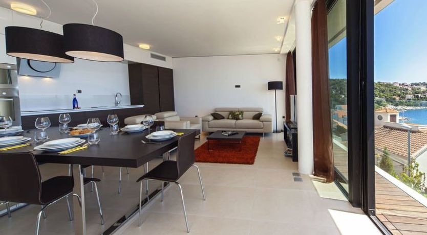 Photo of Golden Ray Apartment 2