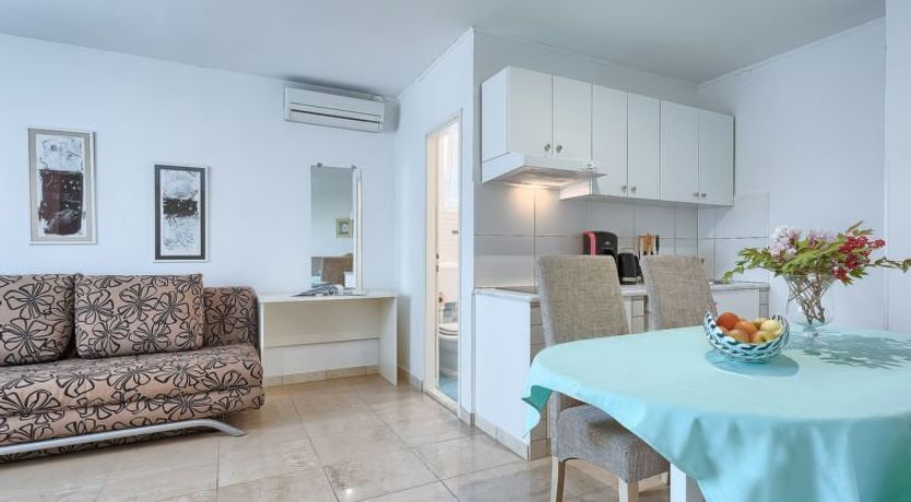 Photo of Nika Apartment 12