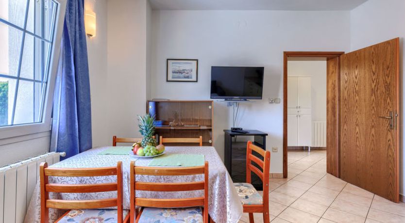 Photo of Nino Apartment 2