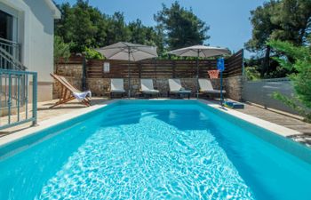 Dalmacia Holiday Home