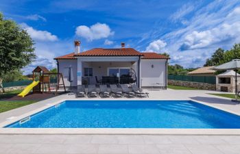 Villa Veli vrt Holiday Home