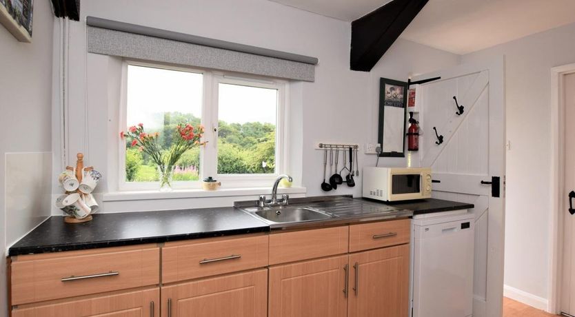 Photo of 2 Bed in Shillingford