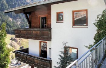Miramonte Apartment 2 Holiday Home