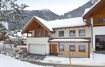 Georg Holiday Home