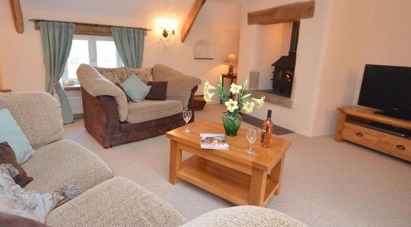 Photo of 2 Bed in Tedburn St Mary