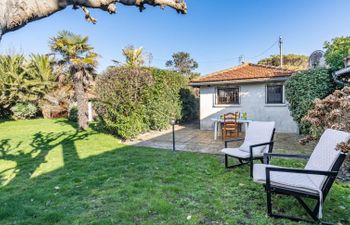 La Poste Holiday Home