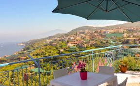 Photo of Blue Paradise - Sea View Apartment