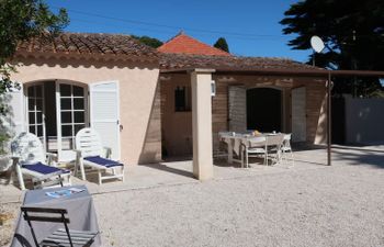 Le Pilon Holiday Home