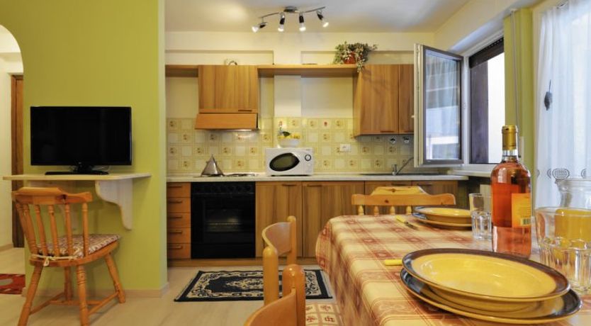 Photo of Des Alpes Apartment 13