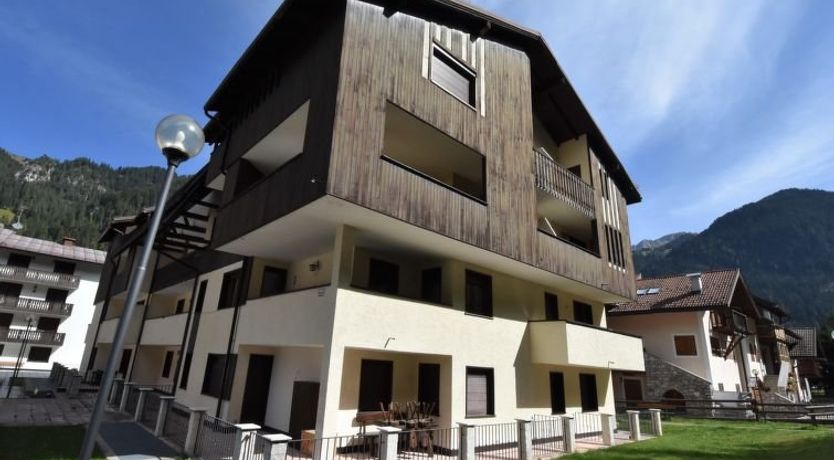 Photo of Des Alpes Apartment 13
