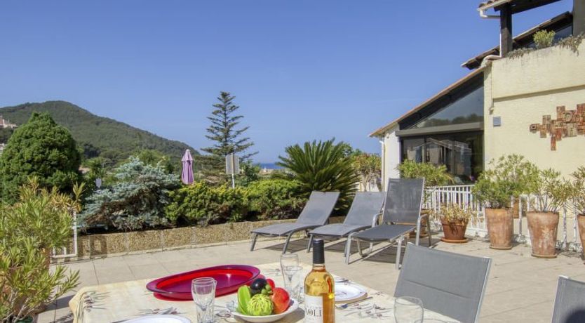 Photo of La Madrague d'Azur Apartment 7