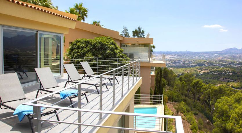 Photo of La Estrella