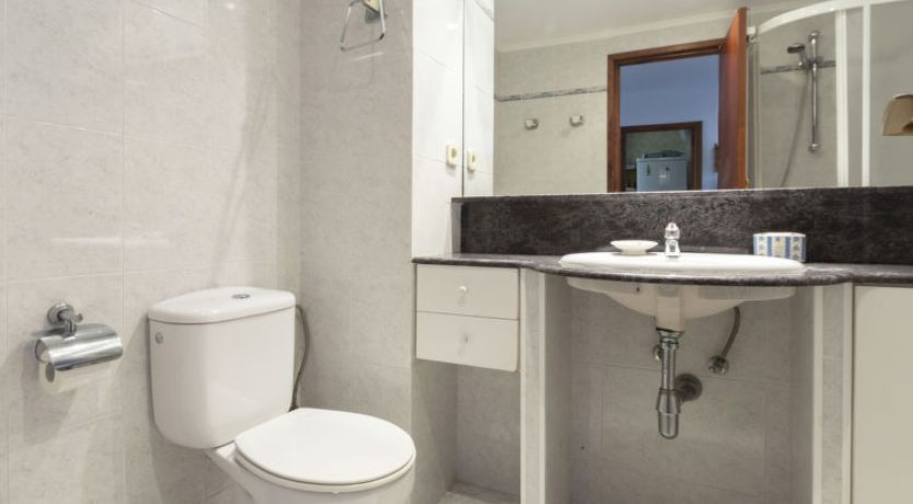 Photo of Constel·lació