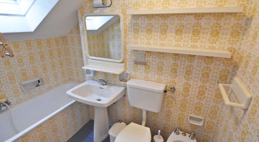 Photo of Enrosadira Apartment 4