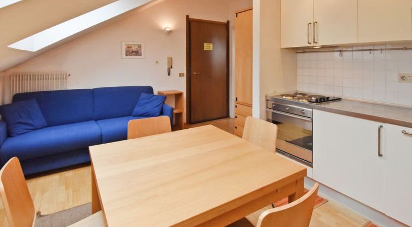 Photo of Enrosadira Apartment 4