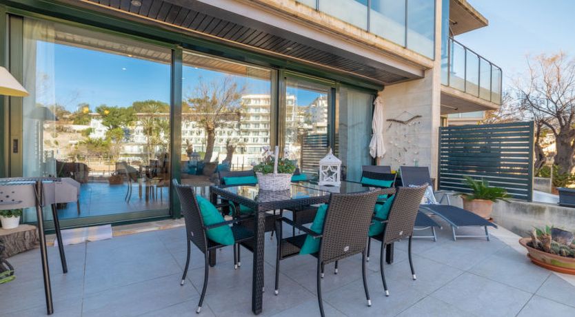 Photo of Penyasegat Sea Views