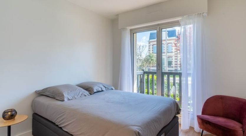 Photo of Le Carol Park Apartment 8