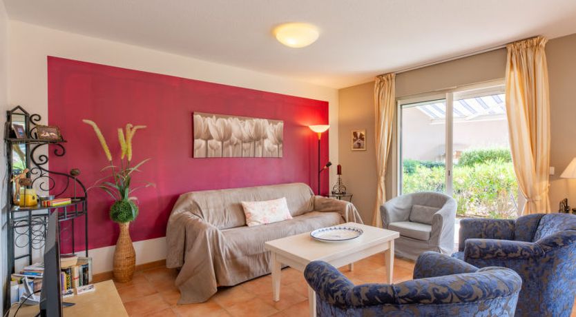 Photo of Le Mas d'Esquière 5