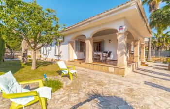 Can Xiroia Holiday Home