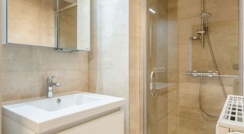 Photo of Wanderlust with garage