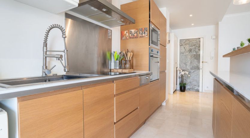 Photo of Les Aliscamps