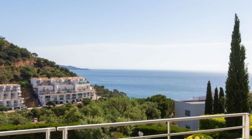 Photo of Cala del Mar