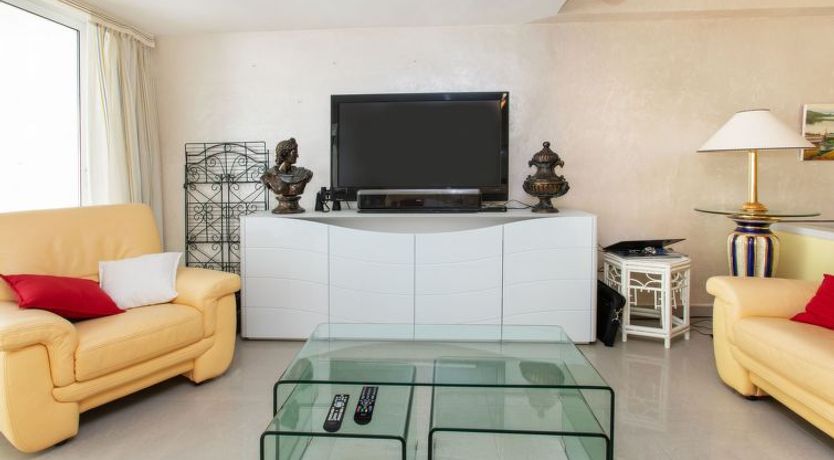 Photo of Cala del Mar