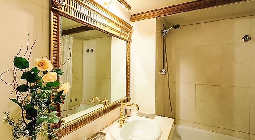 Photo of Plaza de Catalunya - Pso. de Gracia