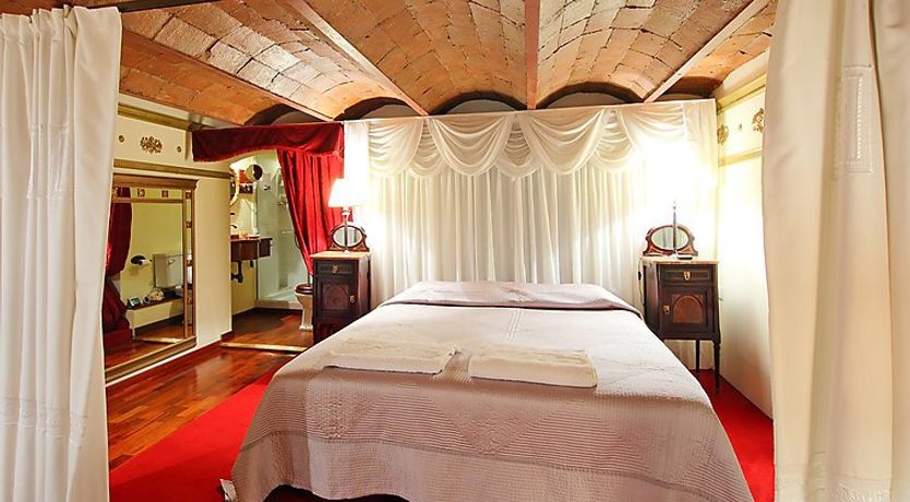 Photo of Plaza de Catalunya - Pso. de Gracia