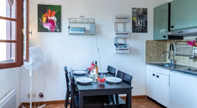 Photo of Les Cyprès