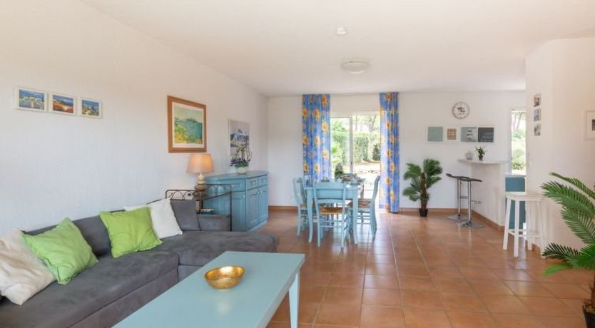 Photo of Le Mas d'Esquières 7