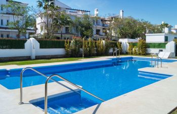 Los Naranjos Singles Holiday Home