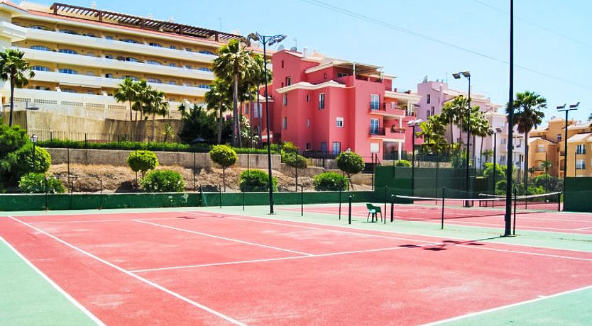 Photo of Island of Riviera Golf