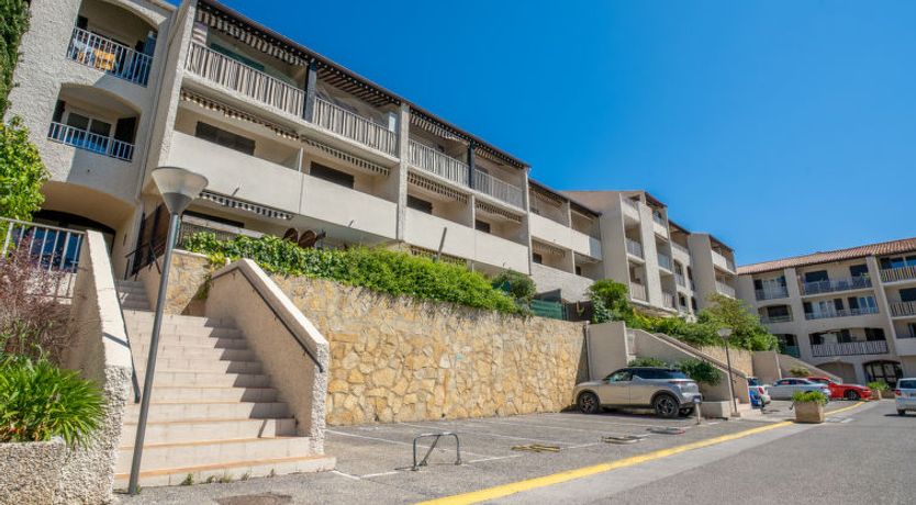 Photo of Les Aigues Marines Apartment 58