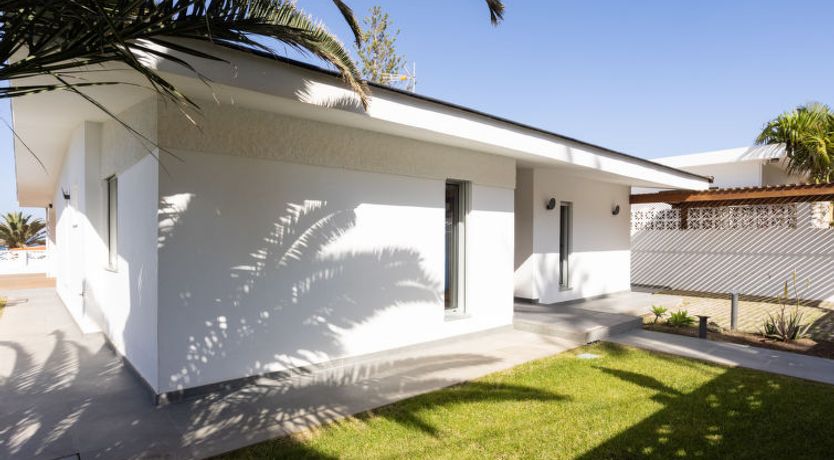 Photo of Las Aguilas